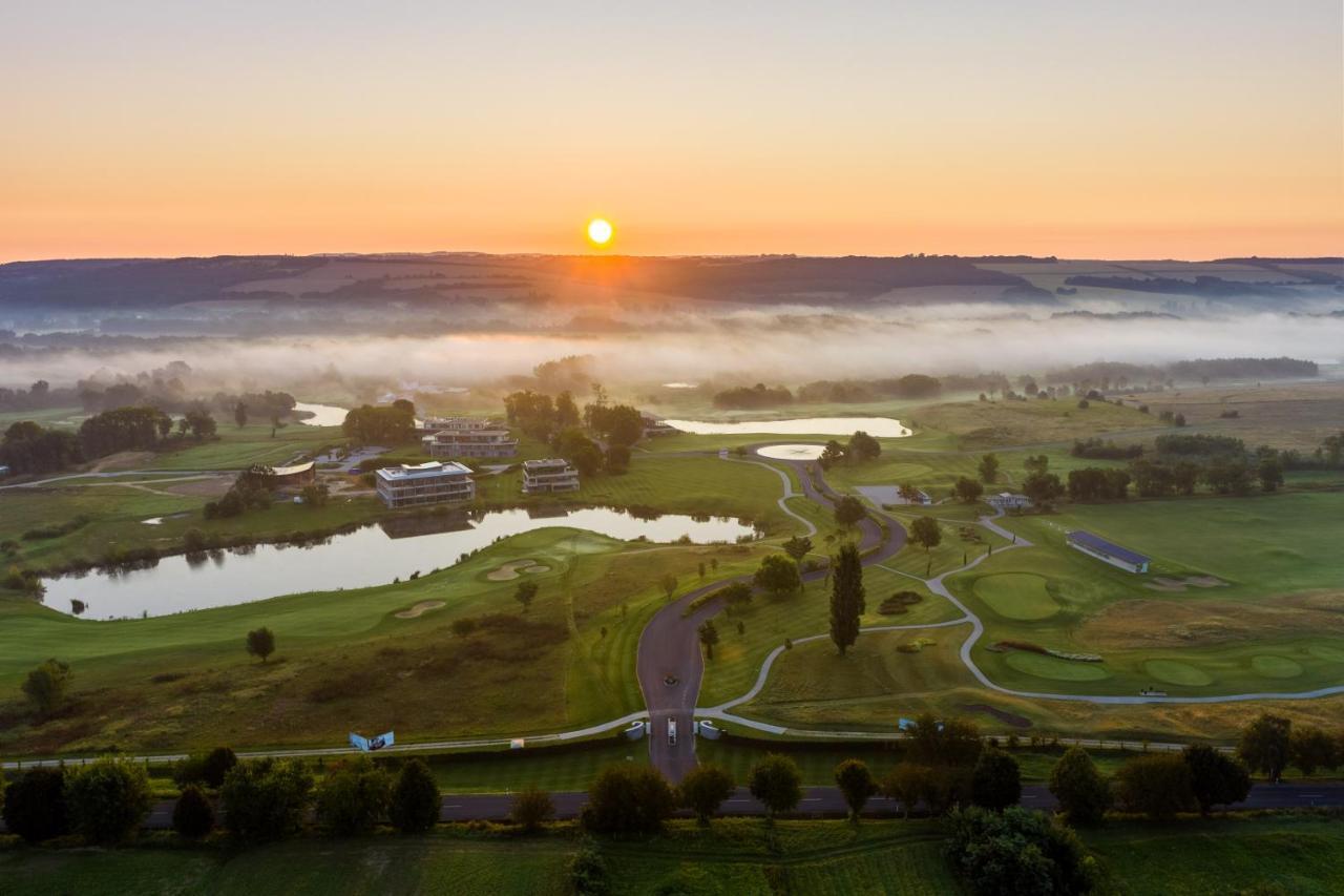Zala Springs Golf Resort Залачань Экстерьер фото